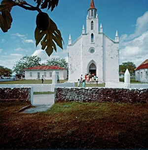 Images Dated 16th January 2012: Tuamotu Islands. Catholics