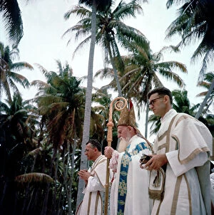 Images Dated 19th January 2012: Tuamotu Islands. Catholics