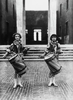 Images Dated 29th September 2014: Villa Rosa Maltoni Mussolini: two young girls dressed as page boys