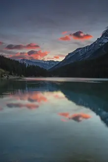 Canadian Rockies Landscape Prints: Cloudy atmosphere on Two Jack Lake