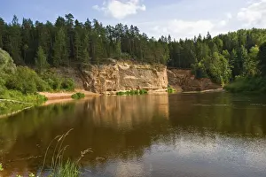 Prints of Gauja River with Devonian sandstone cliffs, Gauja National Park, Riga, Latvia, Baltic States, Northeastern Europe Riga Prints: Gauja River Print with Devonian Sandstone Cliffs, Latvia