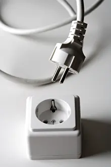 Energy Price Comparison Prints: Plug and socket