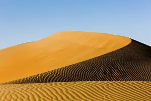 Empty Quarter UAE Prints: Shapes, structures and patterns