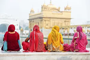 Golden Temple Prints: Sikh Women Pilgrims Print, Golden Temple Amritsar