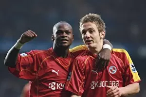 Images Dated 27th December 2006: Leroy Lita and Kevin Doyle celebrate Michael Essiens own goal