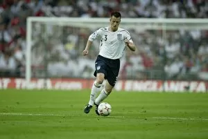 Images Dated 1st June 2007: Nicky Shorey takes a touch on his England debut