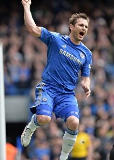 Images Dated 28th April 2013: Frank Lampard's Double Strike: Celebrating Chelsea's Second Goal Against Swansea City (April 28)